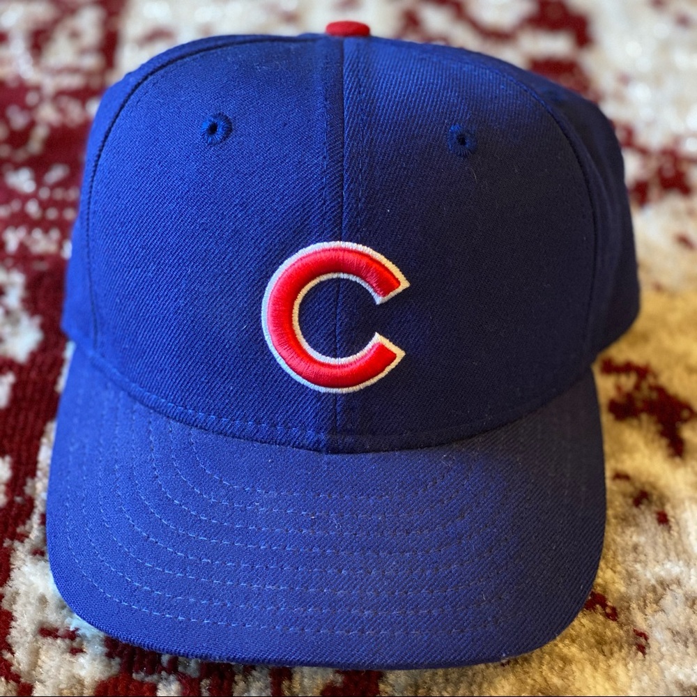 New Era Cubs hat size 7 1/8